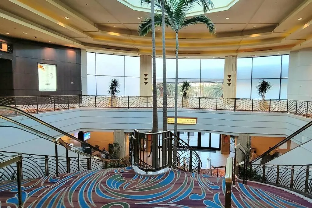 Apartment The Signature At Mgm Condo! Stunning Strip Views & No Resort Fees! Las Vegas USA