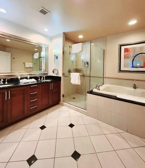 Apartment The Signature At Mgm Condo! Stunning Strip Views & No Resort Fees! Las Vegas USA